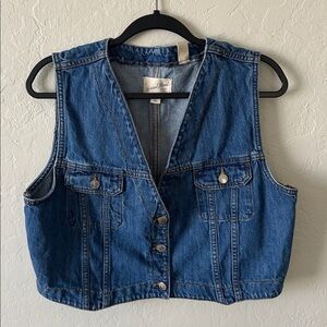 Universal Thread 90s style Denim Vest